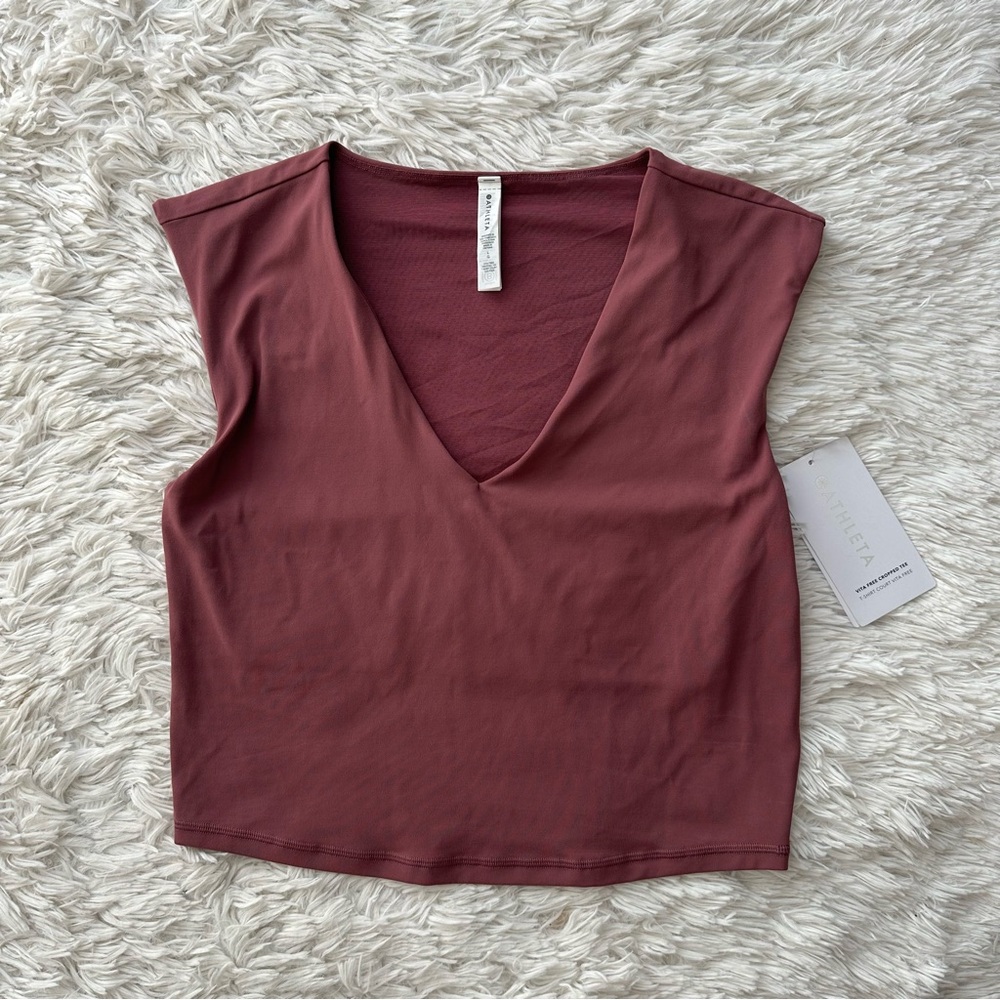 Athleta Vita Free Cropped Tee Shirt V Neck Burgundy NWT Size L